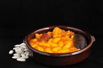 Fabada asturiana.