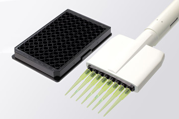 Black microplate and pipettor multiple