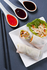 spring rolls mit Saucen