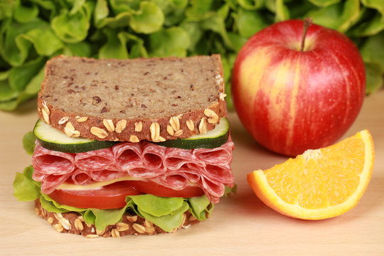 Pausenbrot Bilder – Durchsuchen 13,736 Archivfotos, Vektorgrafiken und ...