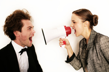 Pärchen mit Megaphone