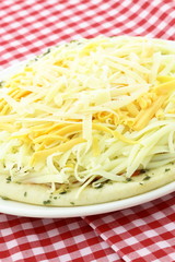 raw italian cheese pizza