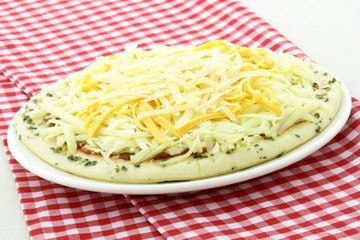 raw italian cheese pizza