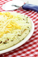raw italian cheese pizza