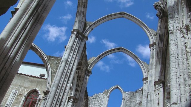 Ruinen einer Kathedrale