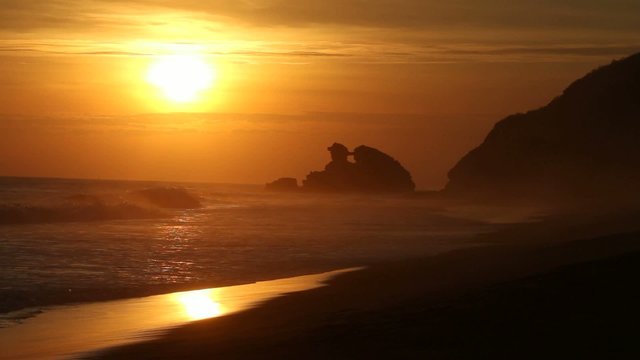 Wonderful Sunset on Pacific Ocean