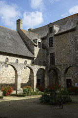 Fototapeta na wymiar Abbey Dinan w Bretanii