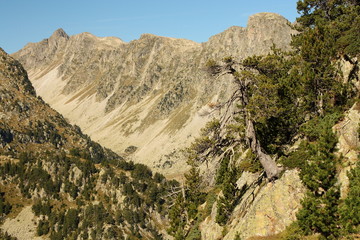 mountain ridge in Posets-Maladeta natural park