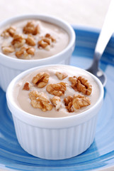 yogurt alle noci - uno