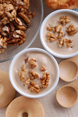 yogurt alle noci - tredici