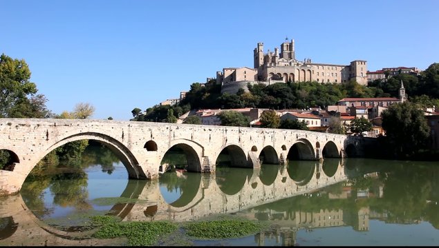 Pont Vieux in Beziers, France