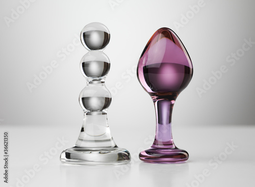 Two glass butt plugs Stockfotos und lizenzfreie Bilder Two glass butt plugs Stockfotos und lizenzfreie Bilder
