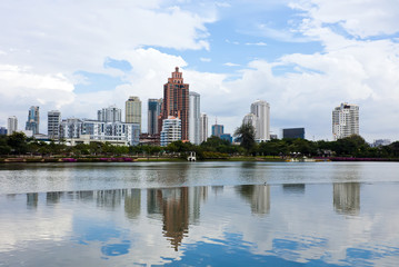 Fototapeta na wymiar Bangkok city reflect on water