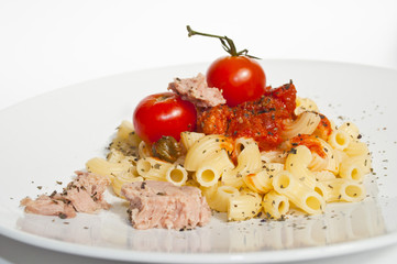 Chifferi tonno e pomodoro