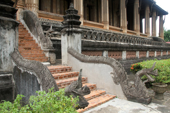 Staircase with dragon