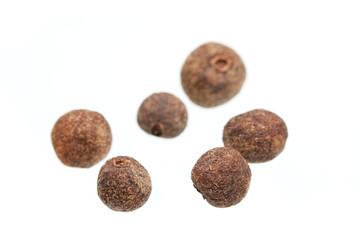 Piment auf weißem Hintergrund nahe