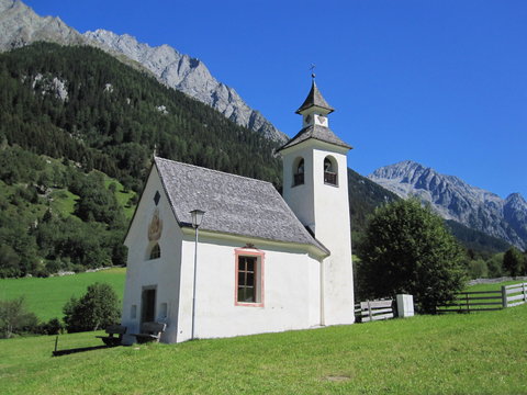 Bergkirche in S&uuml;dtirol - Antholzer Tal