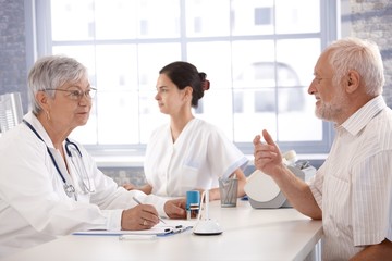 Obraz premium Consultation at doctor's room