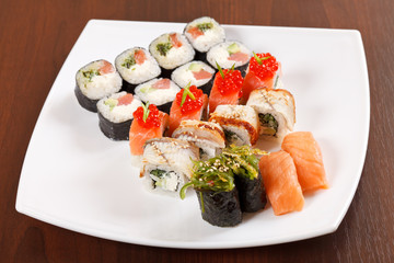 sushi on the plate