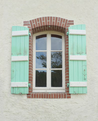 fenêtre volets vert