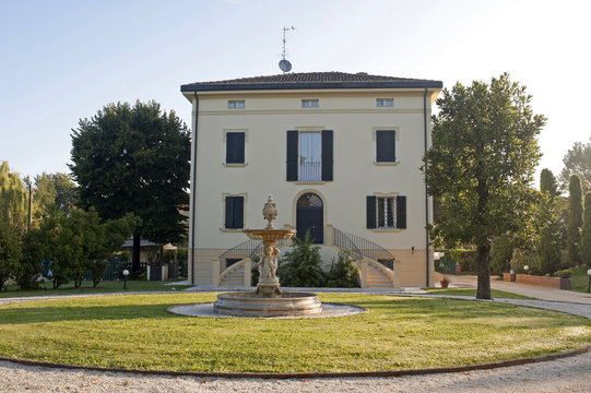 Castelfranco Emilia (Modena, Emilia-Romagna, Italy) - Villa