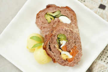 Meat roll 