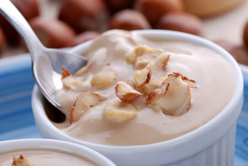 yogurt alla nocciola - quattro