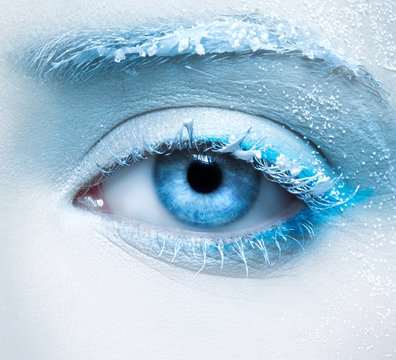 frozen eye zone makeup