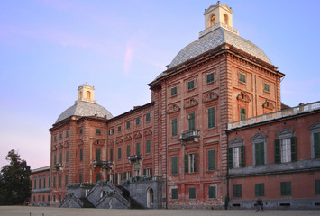 Fototapeta na wymiar Racconigi Palace, strona północna
