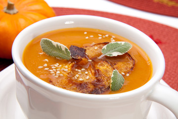 Spicy Roasted Pumpkin Soup