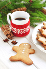 Obraz na płótnie Canvas Gingerbread cookie and coffee