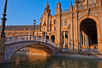 Obraz premium Bridge in Plaza de Espana, Seville