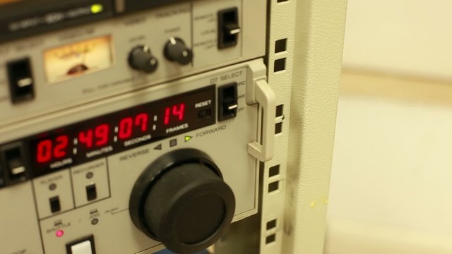 Professional tape recorder