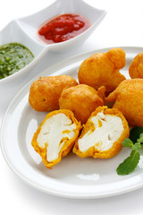 cauliflower pakora , indian fritter cuisine