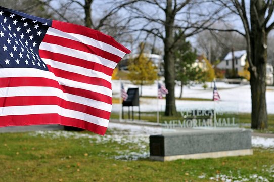 Veterans Memorial Mall