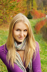 Naklejka premium Autumn girl portrait