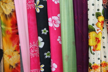 saris ou sarons