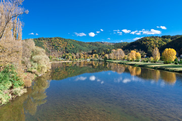 Fototapeta premium Reflets sur Loire à Chamalières
