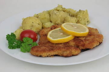 Wiener Schnitzel mit Kartoffeln