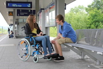 1.6.11 bahnhof rollstuhl