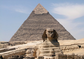 Pyramid of Khafre and Sphinx
