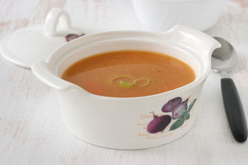 leek soup in pot