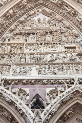 fronton de Collégiale Saint-Thiébaut de Thann