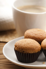 Coffee and cinnamon muffins