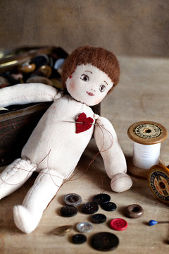 Alte Stoffpuppe