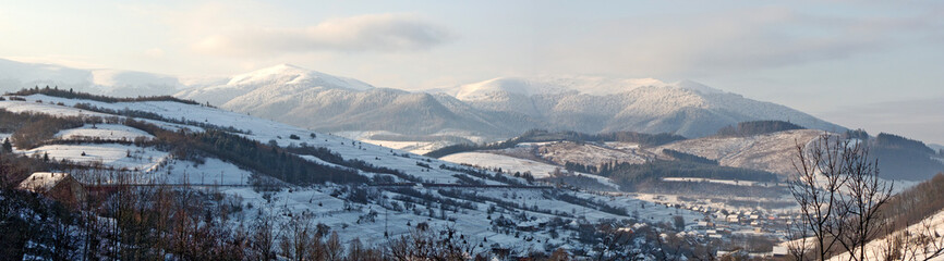 Fototapeta na wymiar Panorama of Carpathian mountains