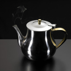 reeky tea pot
