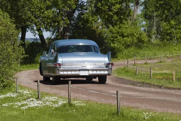 Crédence de cuisine en verre imprimé Voitures anciennes cubaines Vieille voiture classique américaine