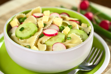 Vegetarian bow tie pasta salad