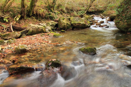 R&iacute;o Alba. Ruta del Alba o Foces del Lla&iacute;mo.